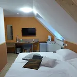 Hotel Auerose Garni 2*