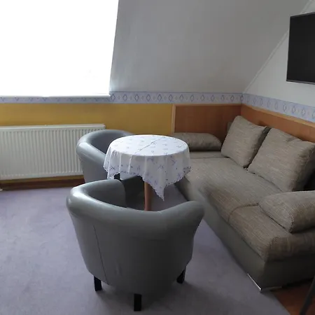 Landhotel Auerose 2*